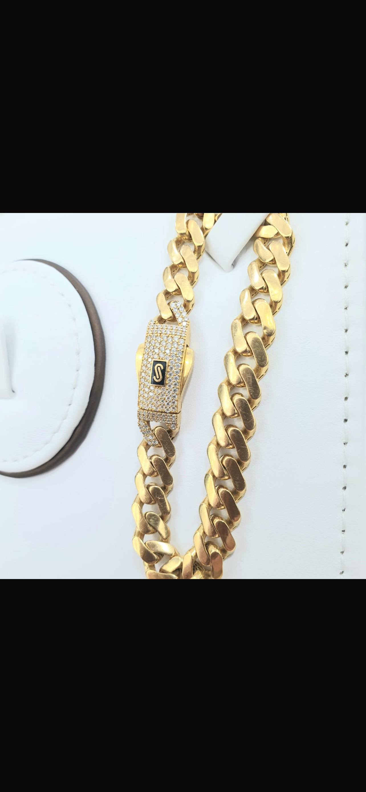 S chan bracelet