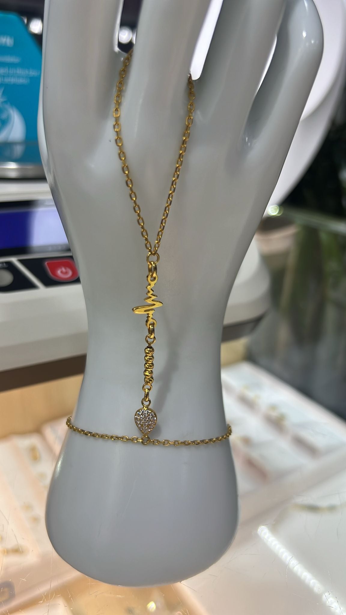 One Piece set -Heart beat sophisticated design